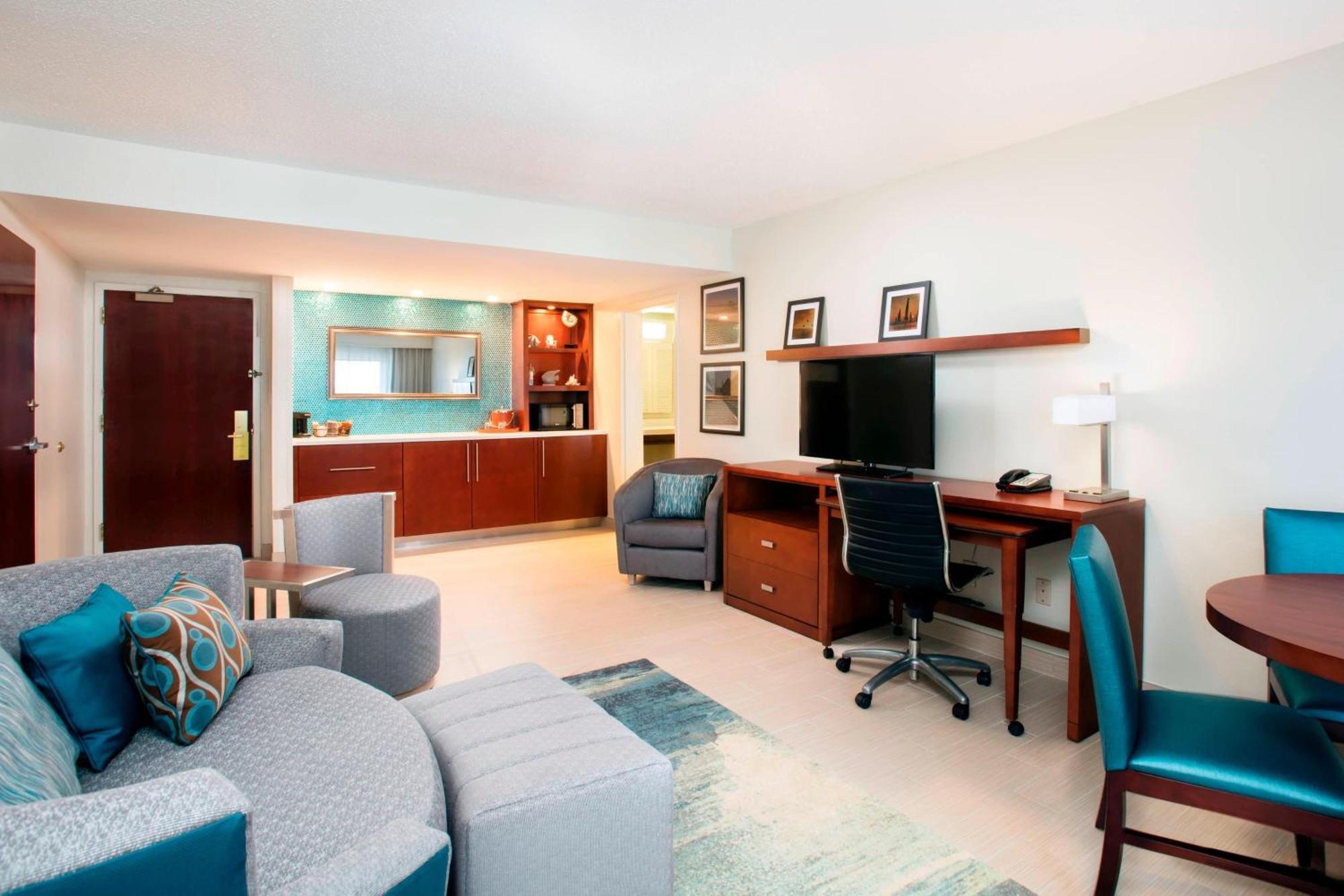 Courtyard By Marriott Myrtle Beach Barefoot Landing Briarcliffe Acres Exterior photo