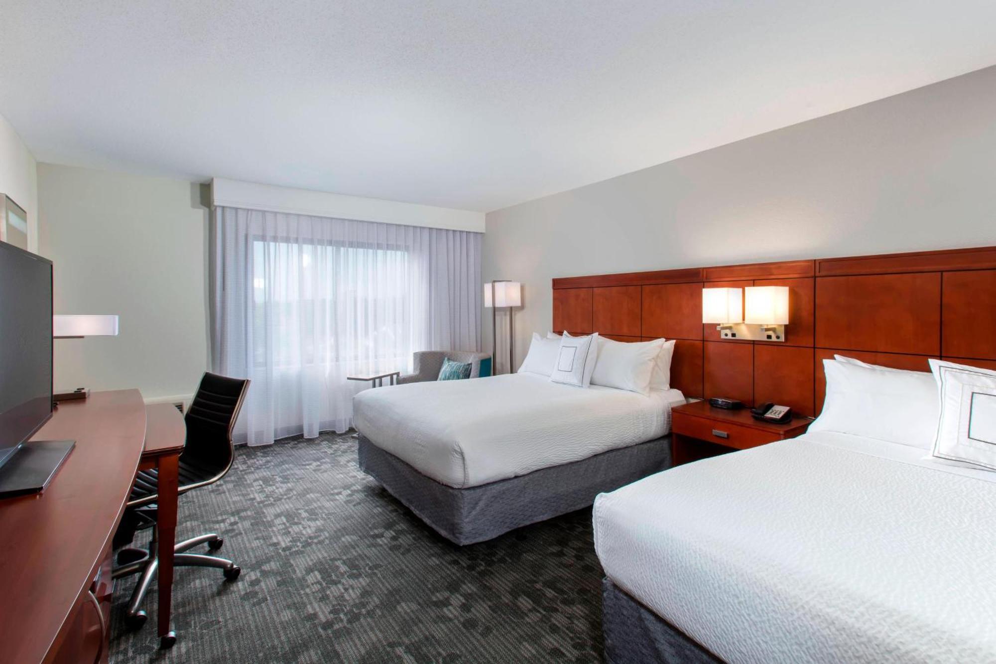 Courtyard By Marriott Myrtle Beach Barefoot Landing Briarcliffe Acres Exterior photo