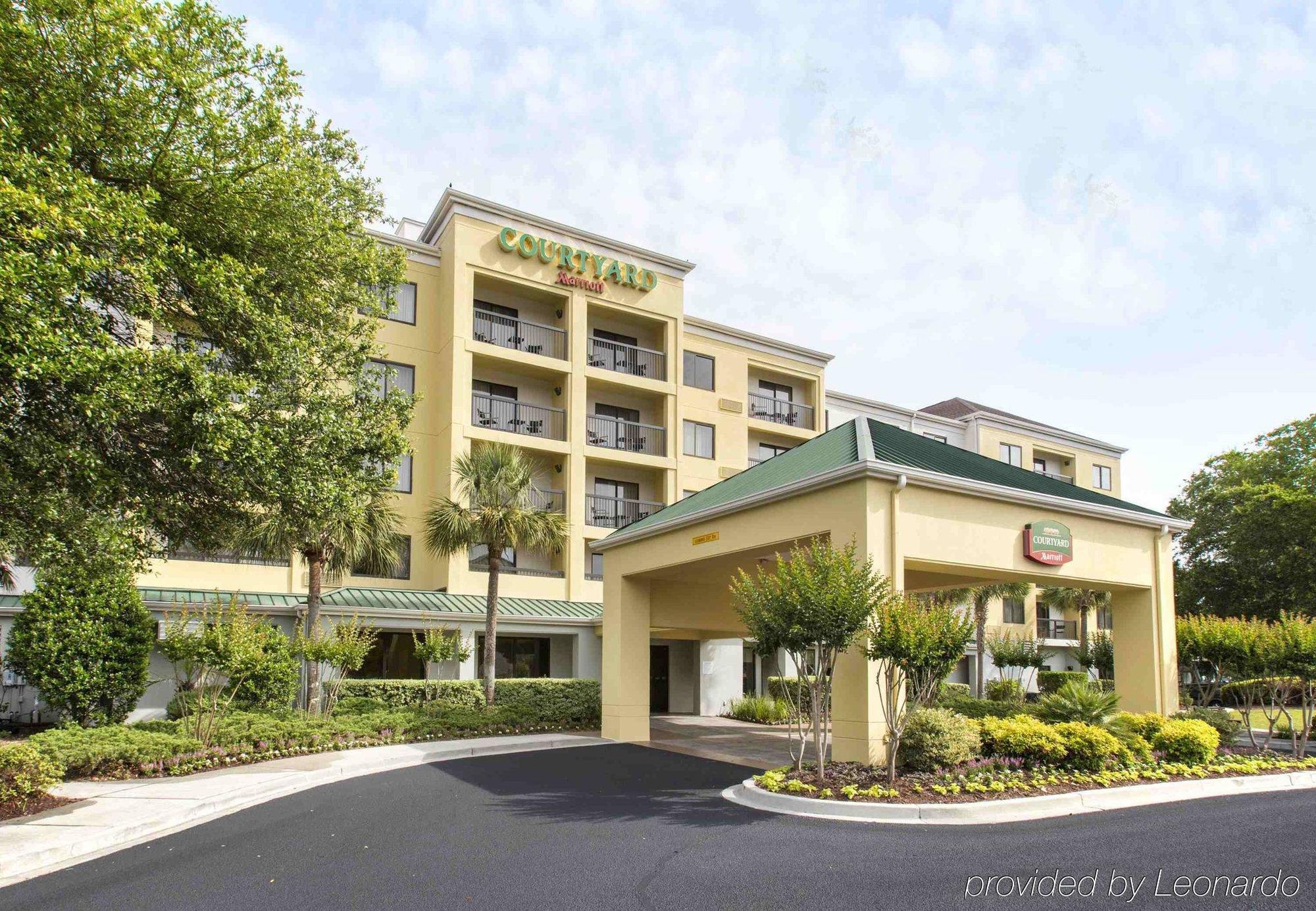 Courtyard By Marriott Myrtle Beach Barefoot Landing Briarcliffe Acres Exterior photo